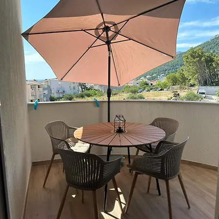 Apartment Sea